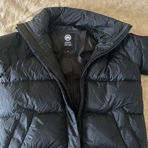 Canada Goose puffer coat - Picture 5 of 5
